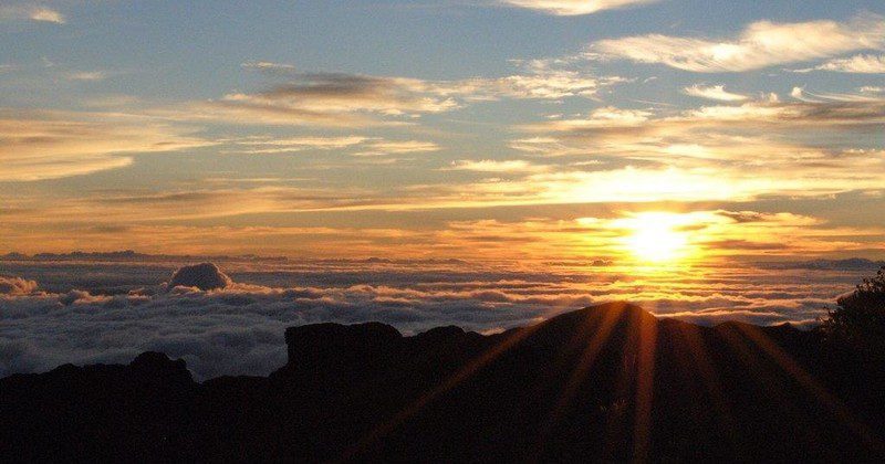 aliiresorts-book-Haleakala-downhill-self-guided-bike-tour