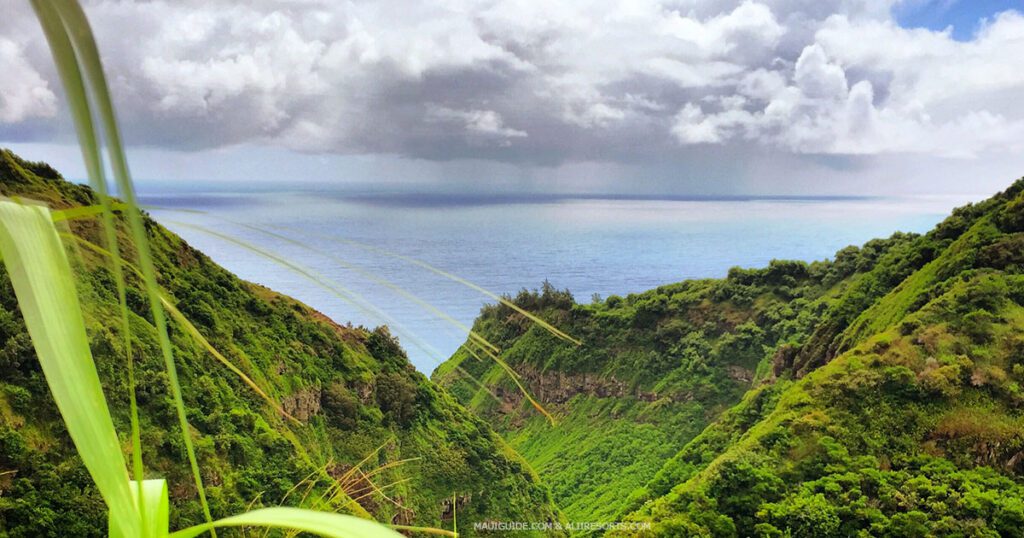 hiking Maui Hawaii